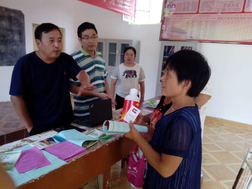 科技助力精準(zhǔn)扶貧，畜牧技術(shù)交流現(xiàn)場會在縣召開